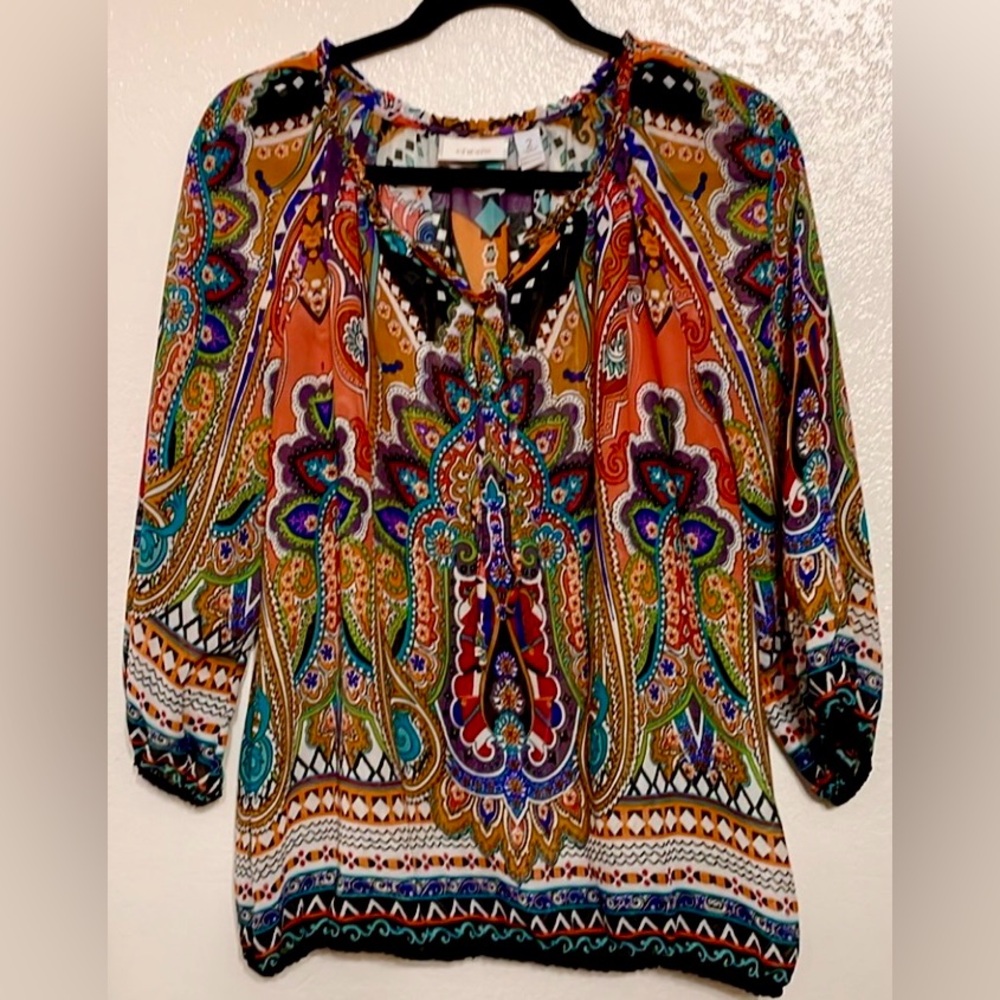 🌻Chico's Multi Color Paisley Boho Abstract Lightweight Long Sleeves Top. Size L